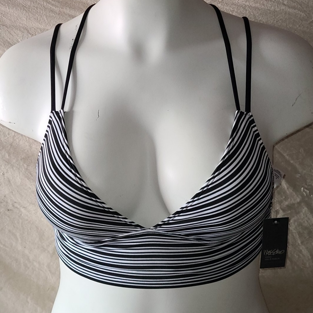 Swimsuit bikini top